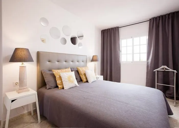 Apartment Laura Playa La Arena Puerto de Santiago (Tenerife)