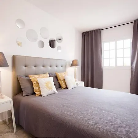 Apartment Laura Playa La Arena Puerto de Santiago (Tenerife)